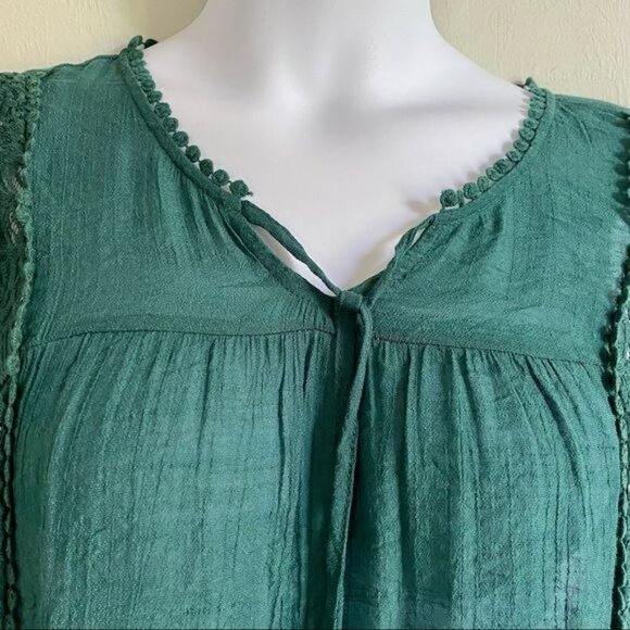 No Boundaries Sleeveless Teal Top with Lace Sides XL - Picture 5 of 8